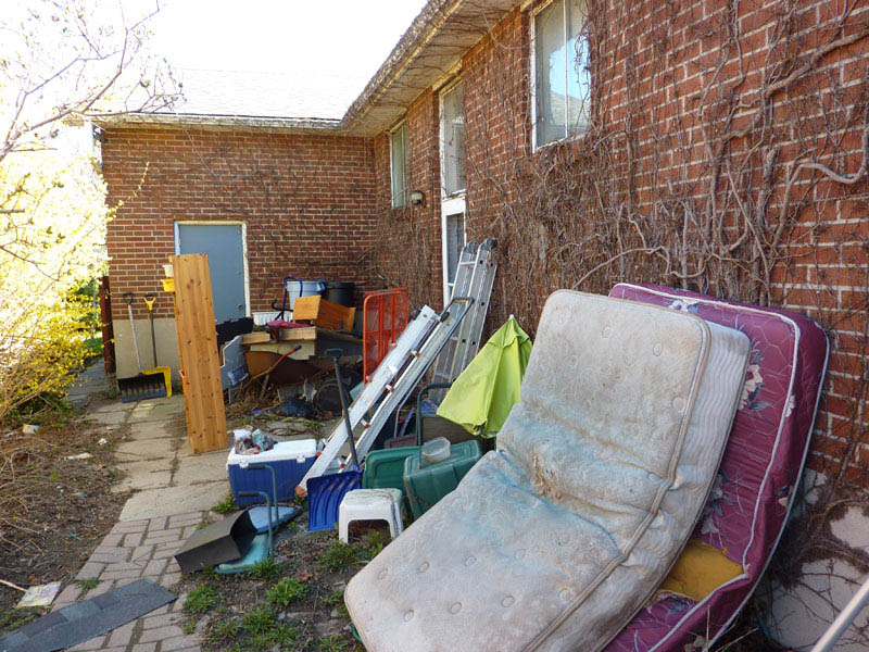 Exterior after handyman & cleaning