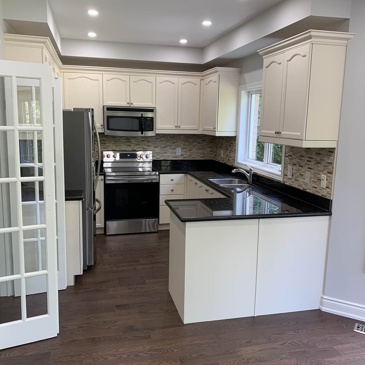 Kitchen after painting