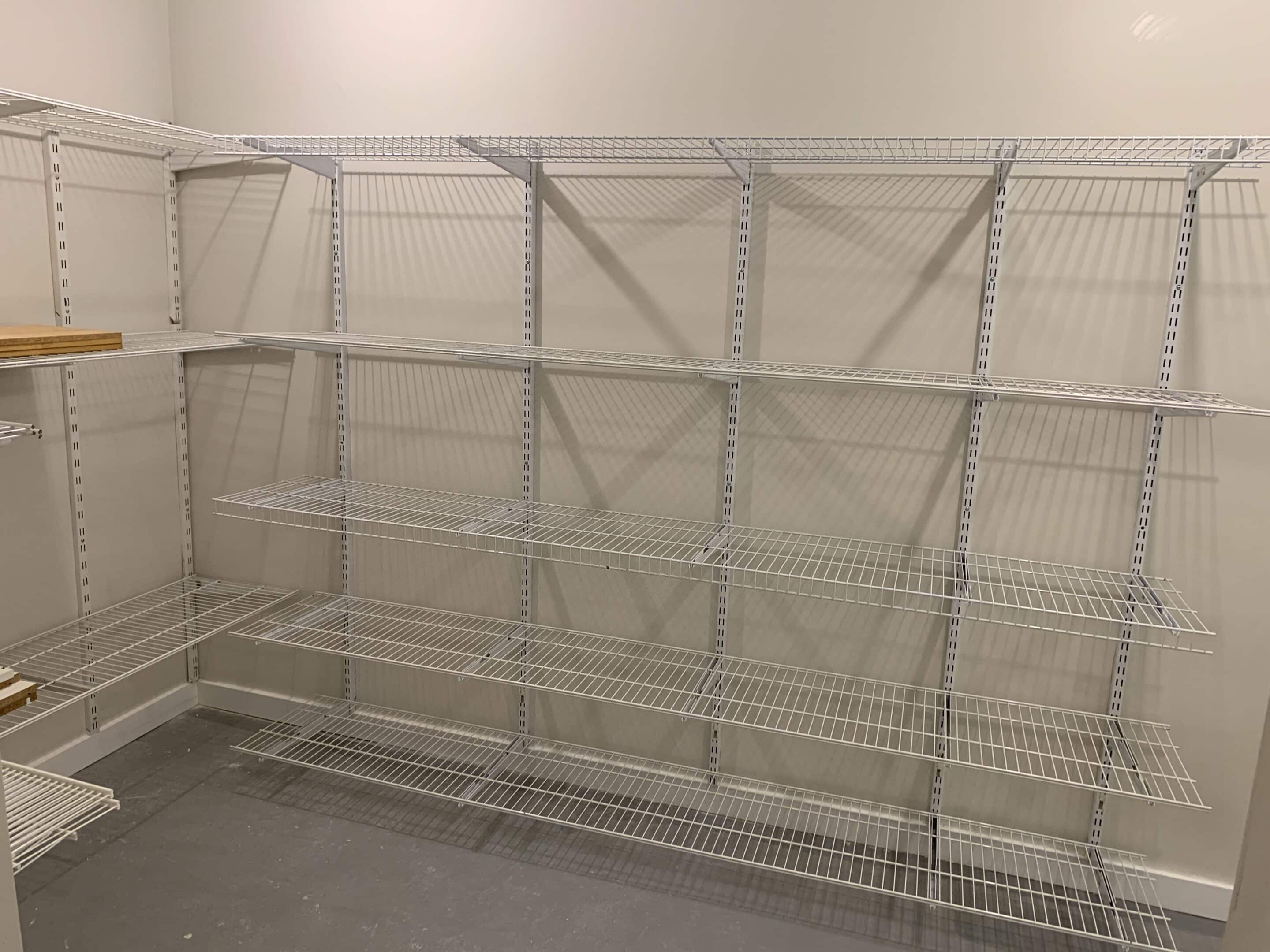 Installed adjustable wire shelving