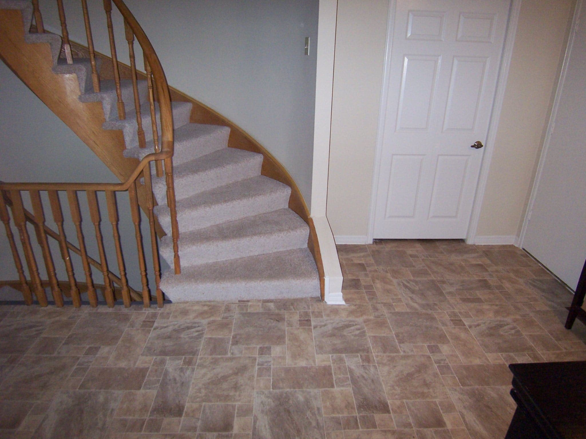 Finished stair and flooring detail – Coquitlam